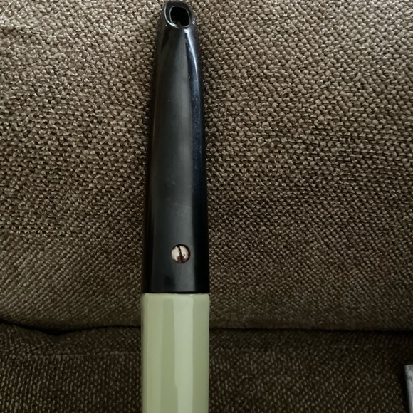 Vintage avacdo Olive Green Enamelware Fry Pan with Black Trim, White Interior - Picture 7 of 16